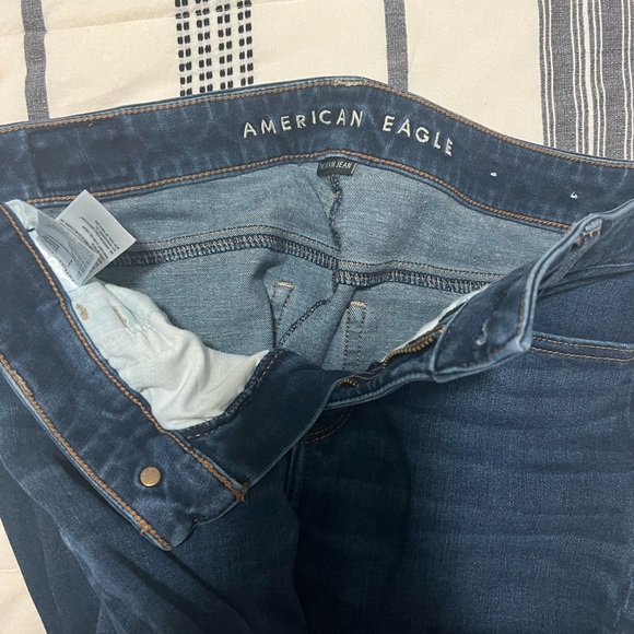 American Eagle dark wash high rise jeans - Picture 2 of 2